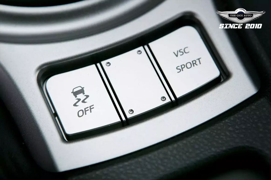 Chuyên sửa chữa hệ thống chống trượt xe Mercedes TPHCM 3 nut-bam-tcs-co-the-chu-dong-tat-duoc